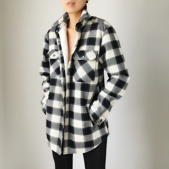 Boyfriend faux shearling jacket - Picture 8 of 8